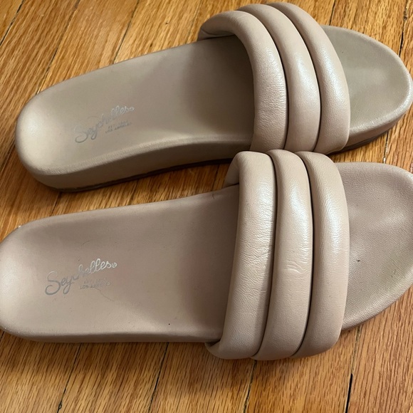 Seychelles - Picture 3 of 4